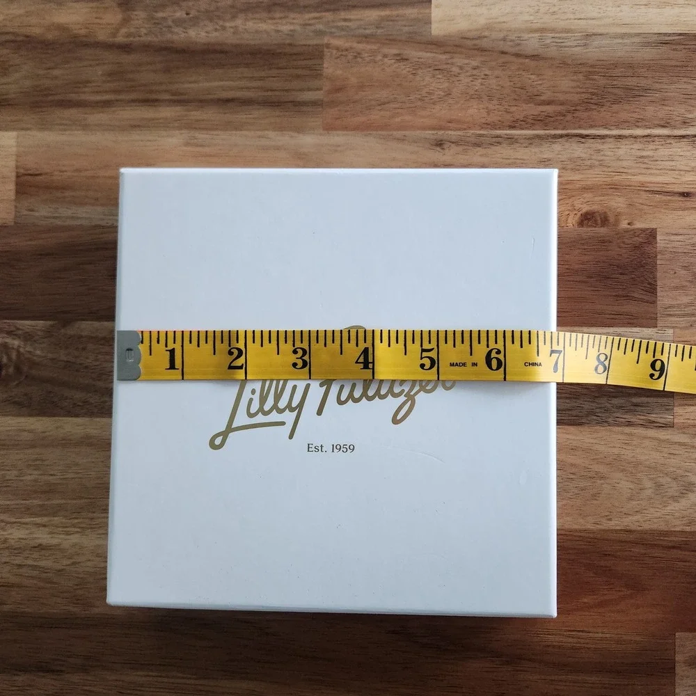 Lilly Pulitzer White Gold Foil Logo Square Gift Box 6.75x6.75x1.25 Accessory Box